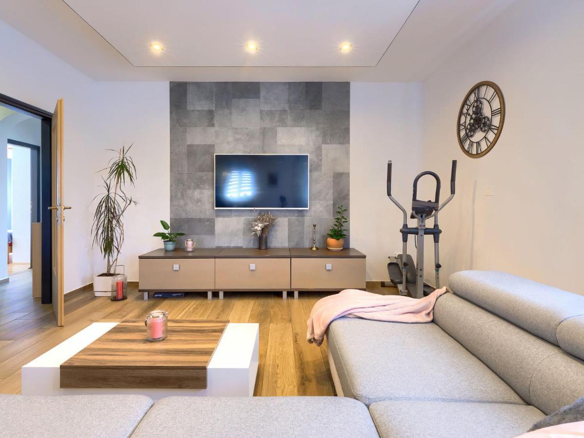 Holiday Home House Eric&Paolo By Interhome Pula Exterior foto
