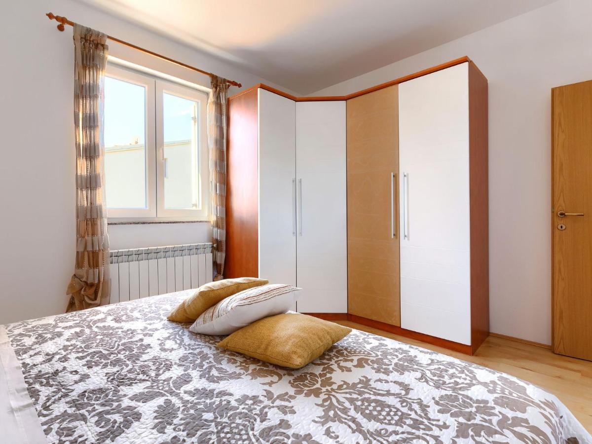Holiday Home House Eric&Paolo By Interhome Pula Exterior foto