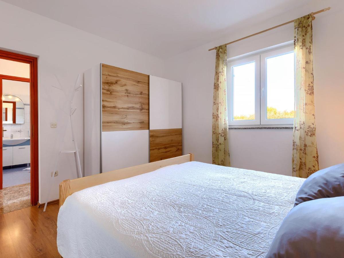 Holiday Home House Eric&Paolo By Interhome Pula Exterior foto