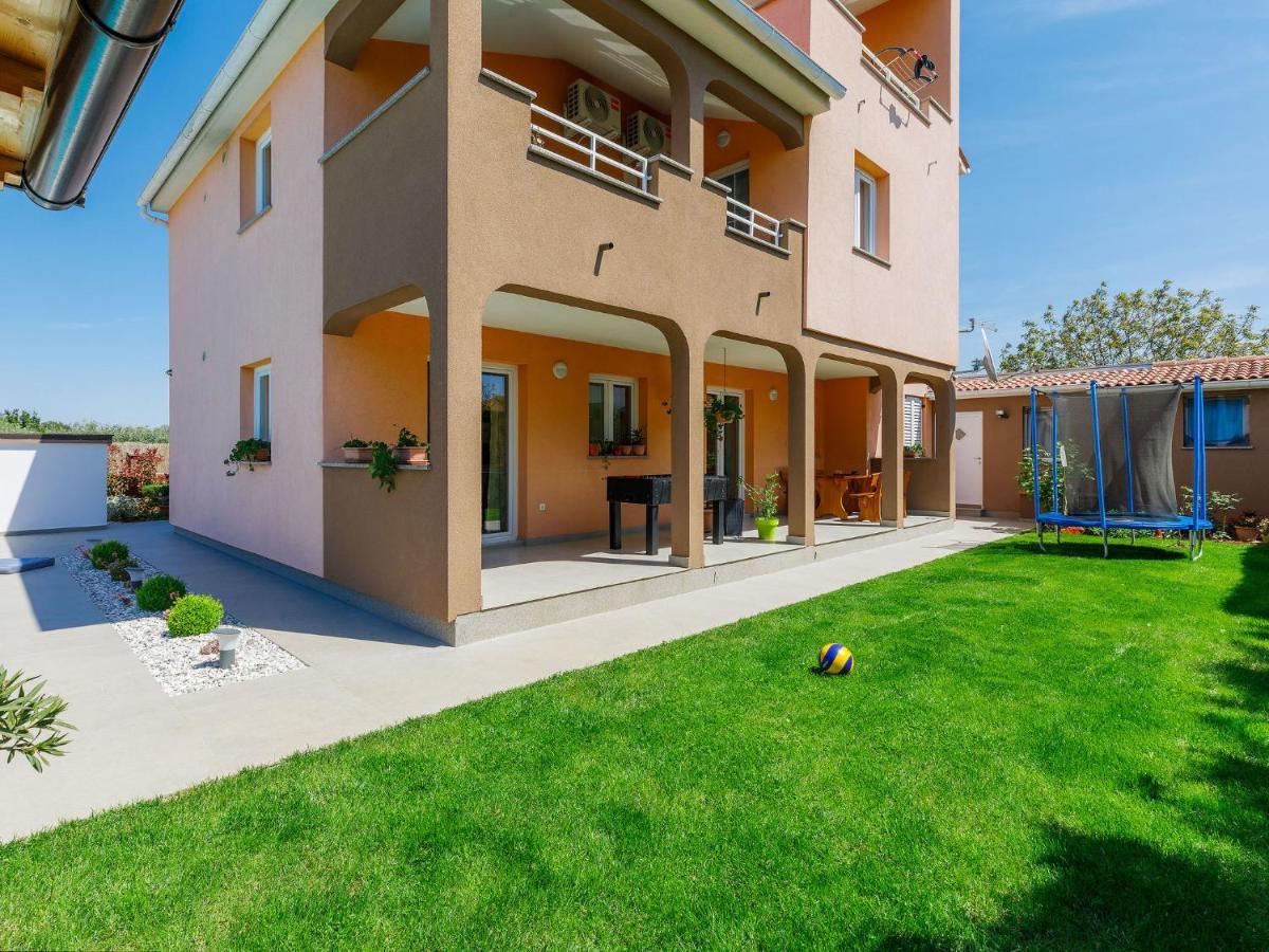 Holiday Home House Eric&Paolo By Interhome Pula Exterior foto